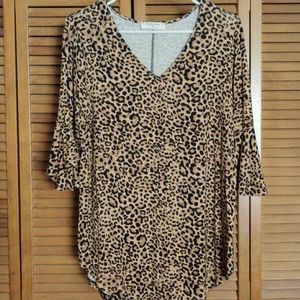 NWOT Cheetah Print Quarter Sleeve Blouse SZ M